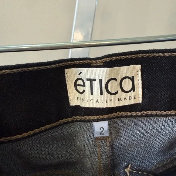Etica Skinny Jeans Size 2 Stretch Denim NWT Slim Leg Dark Wash